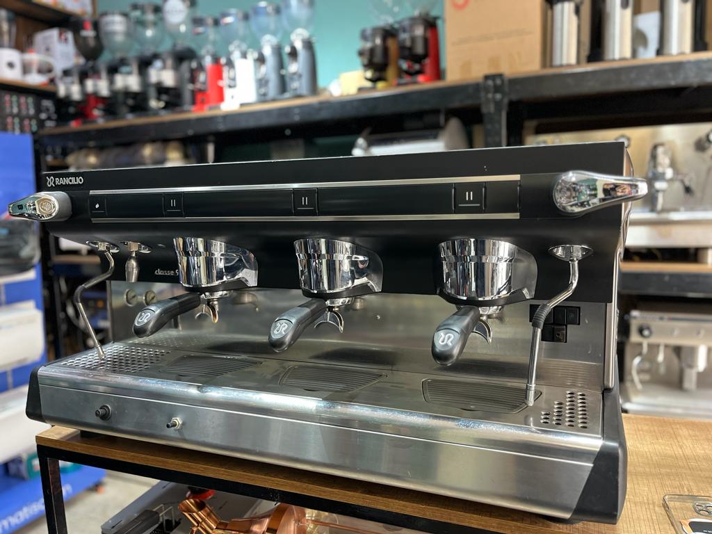 RANCILIO CLASS 9 S 3 GROUPES ( OCCASION )