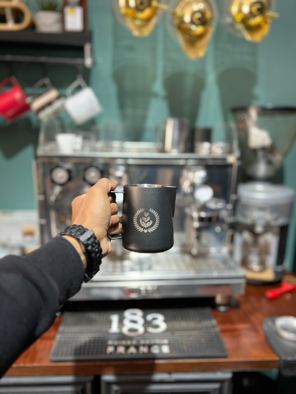 350 ML / 600 ML BLACK MILK PITCHER