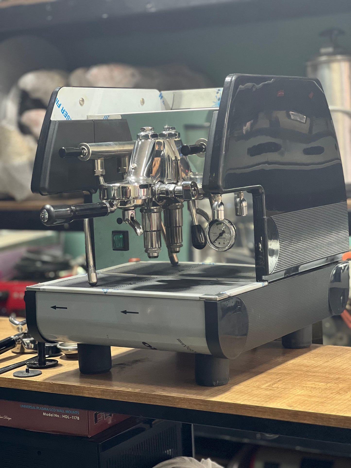 LA PAVONI PUB1ESN  SEMI-AUTO 1 GROUPE (NEUF)