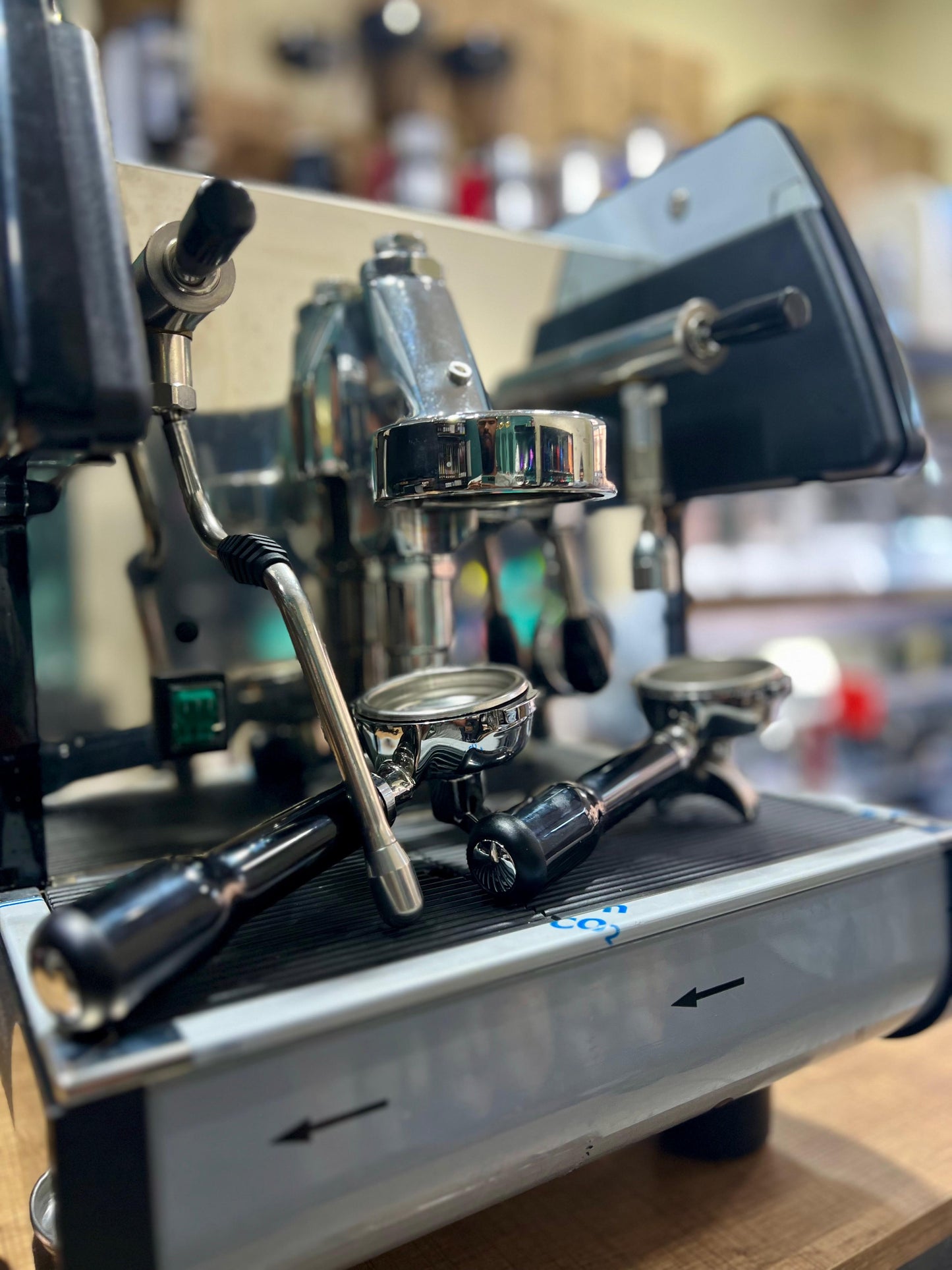 LA PAVONI PUB1ESN  SEMI-AUTO 1 GROUPE (NEUF)