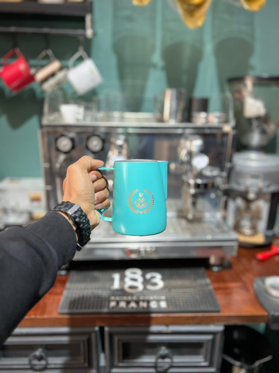 350 ML / 600 ML   BLUE SKY MILK PITCHER