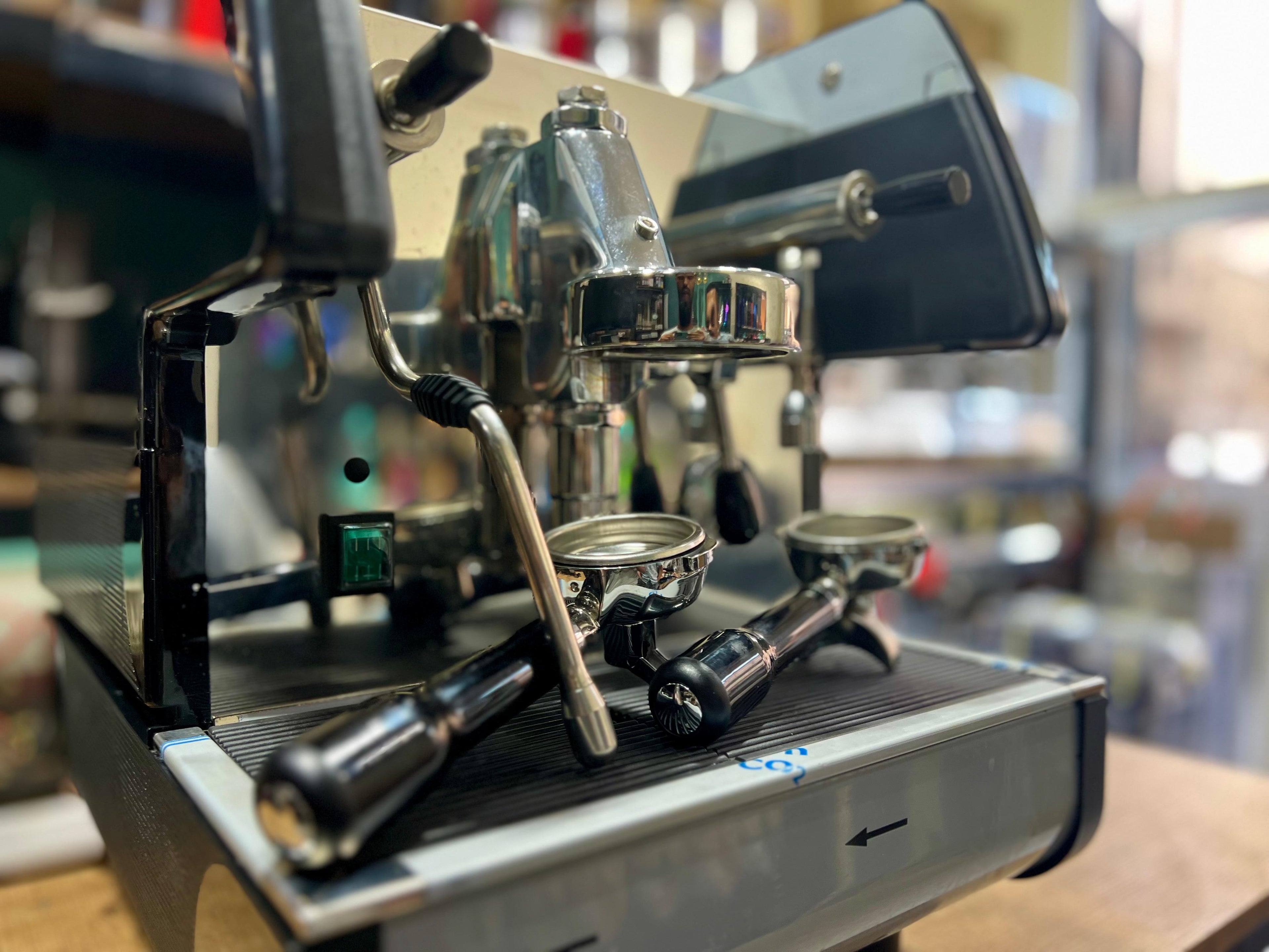 LA PAVONI PUB1ESN  SEMI-AUTO 1 GROUPE (NEUF)