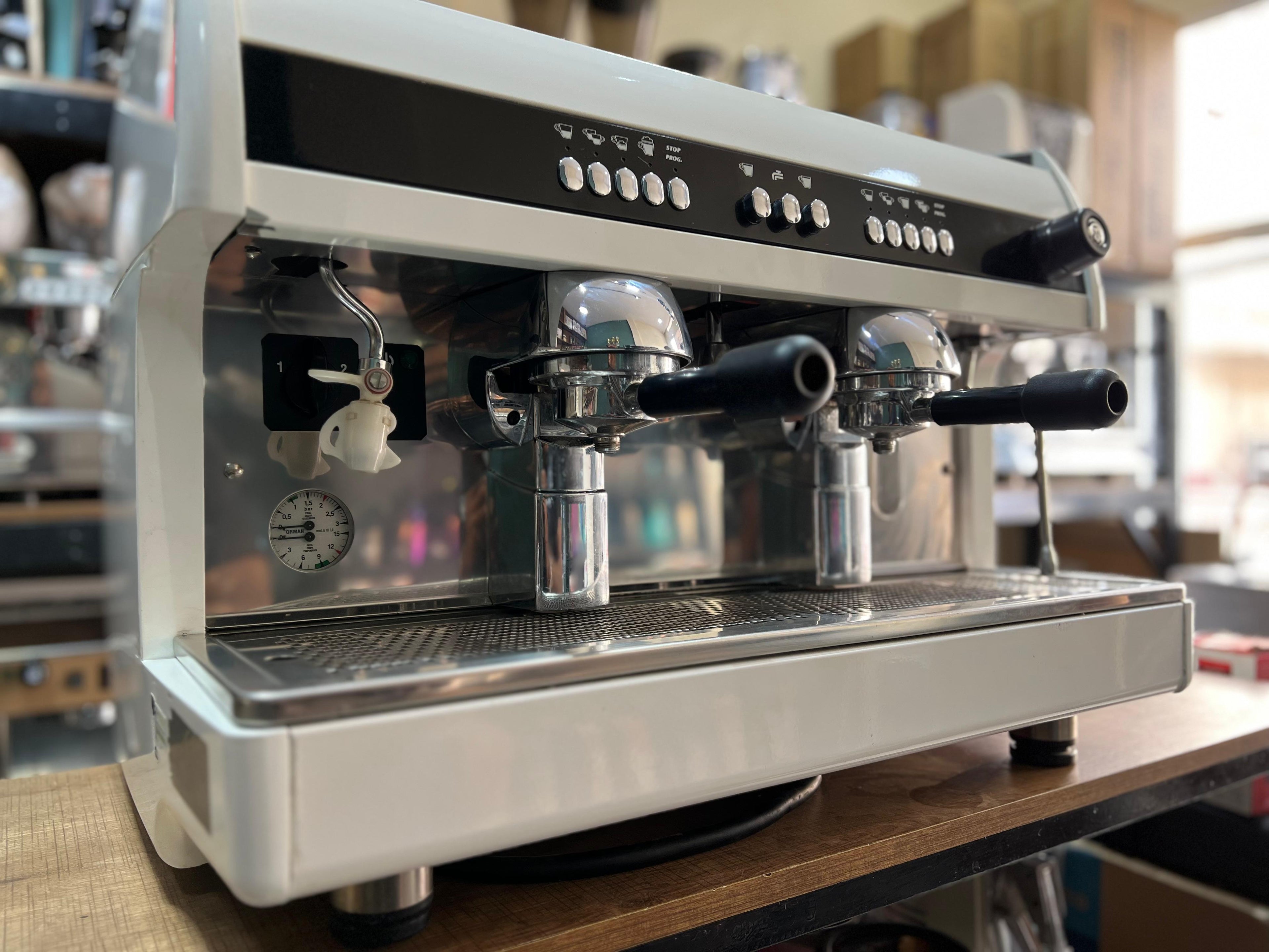 WEGA SPHERA EVD2 CAPPUCCINO 2 GROUP ( OCCASION )