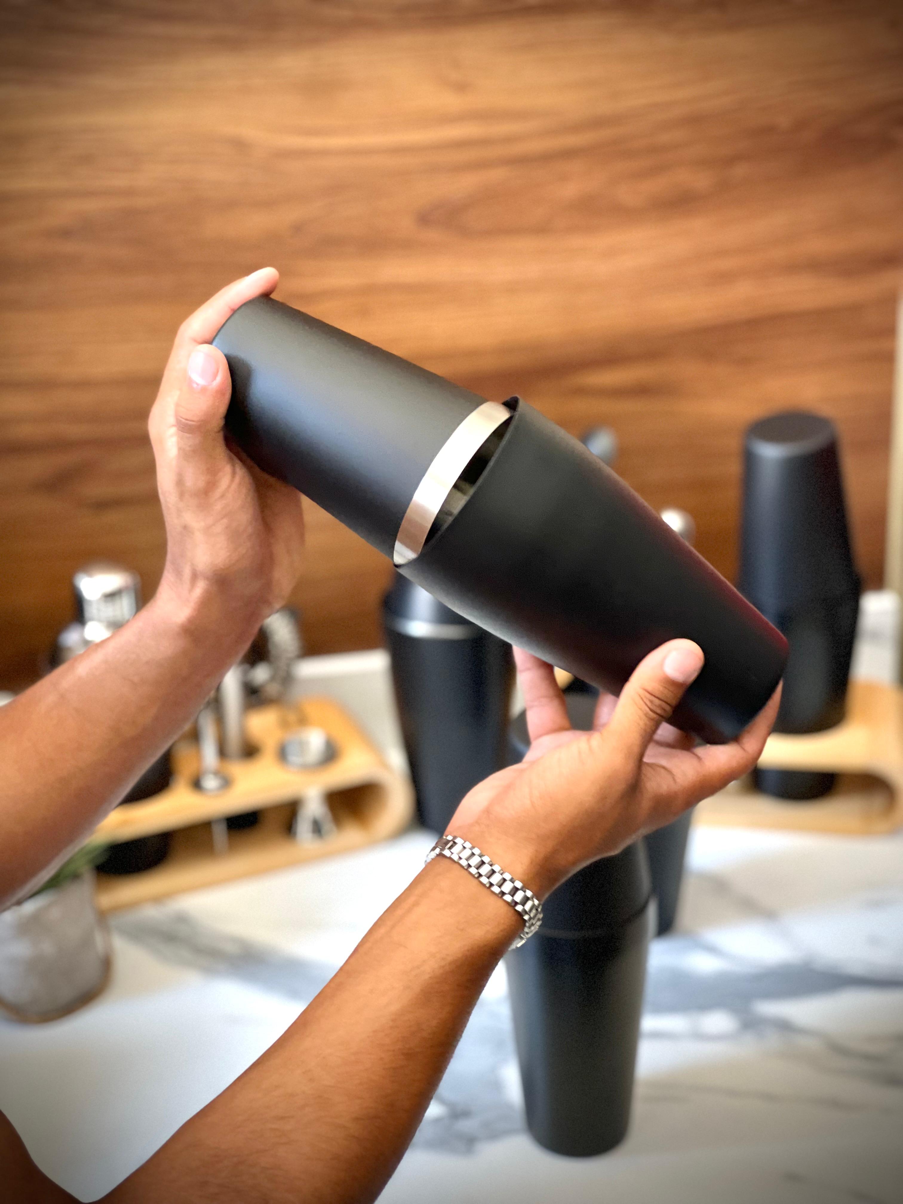 Boston Shaker noir ( en acier inoxydable )