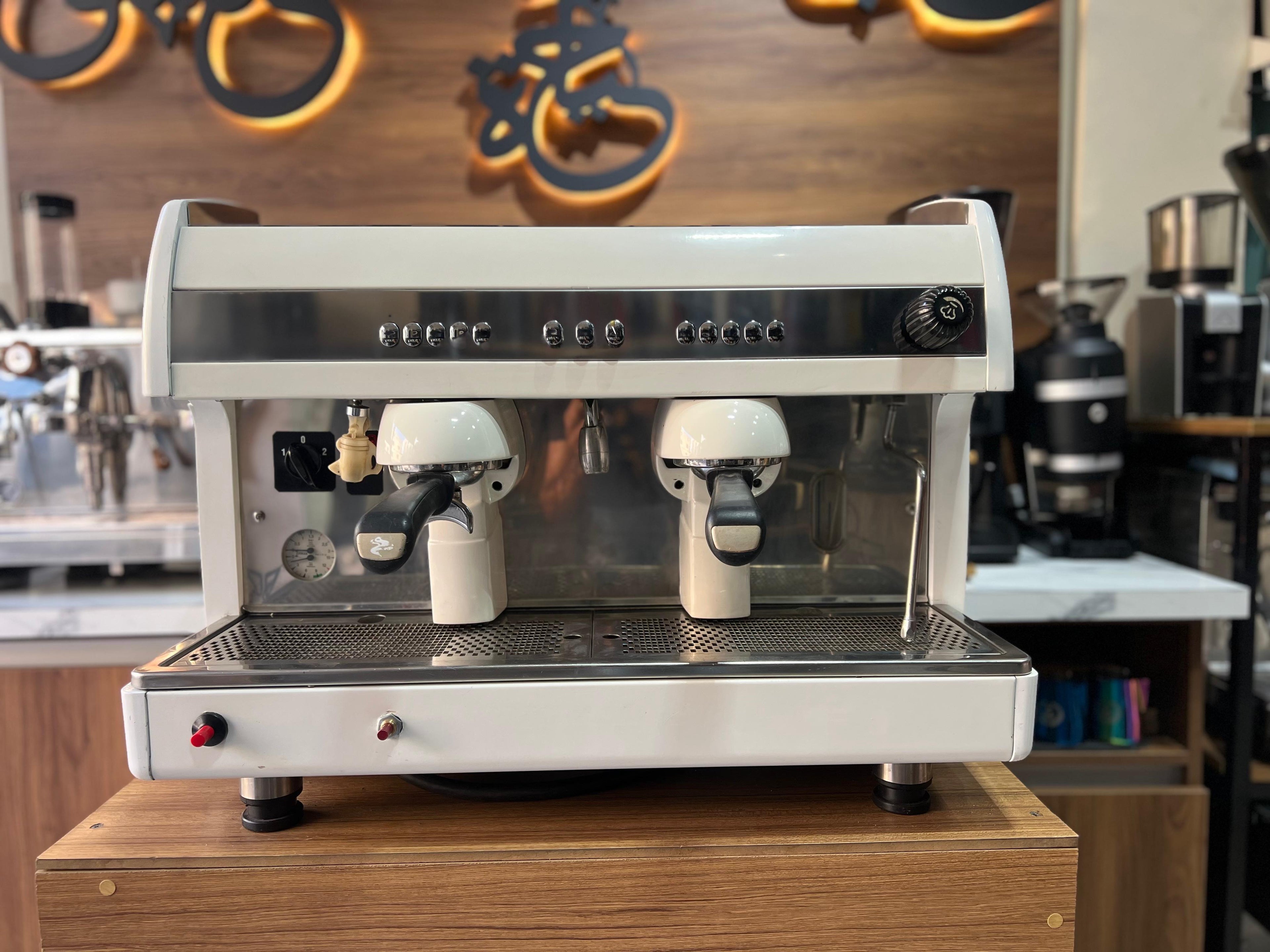 WEGA SPHERA EVD2 CAPPUCCINO 2 GROUP ( OCCASION )