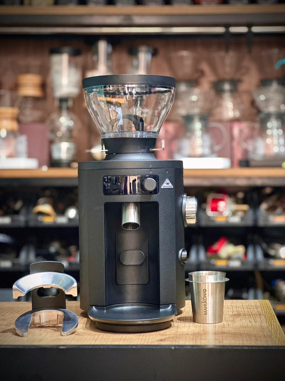 MAHLKÖNIG  X54 ( NEUF )