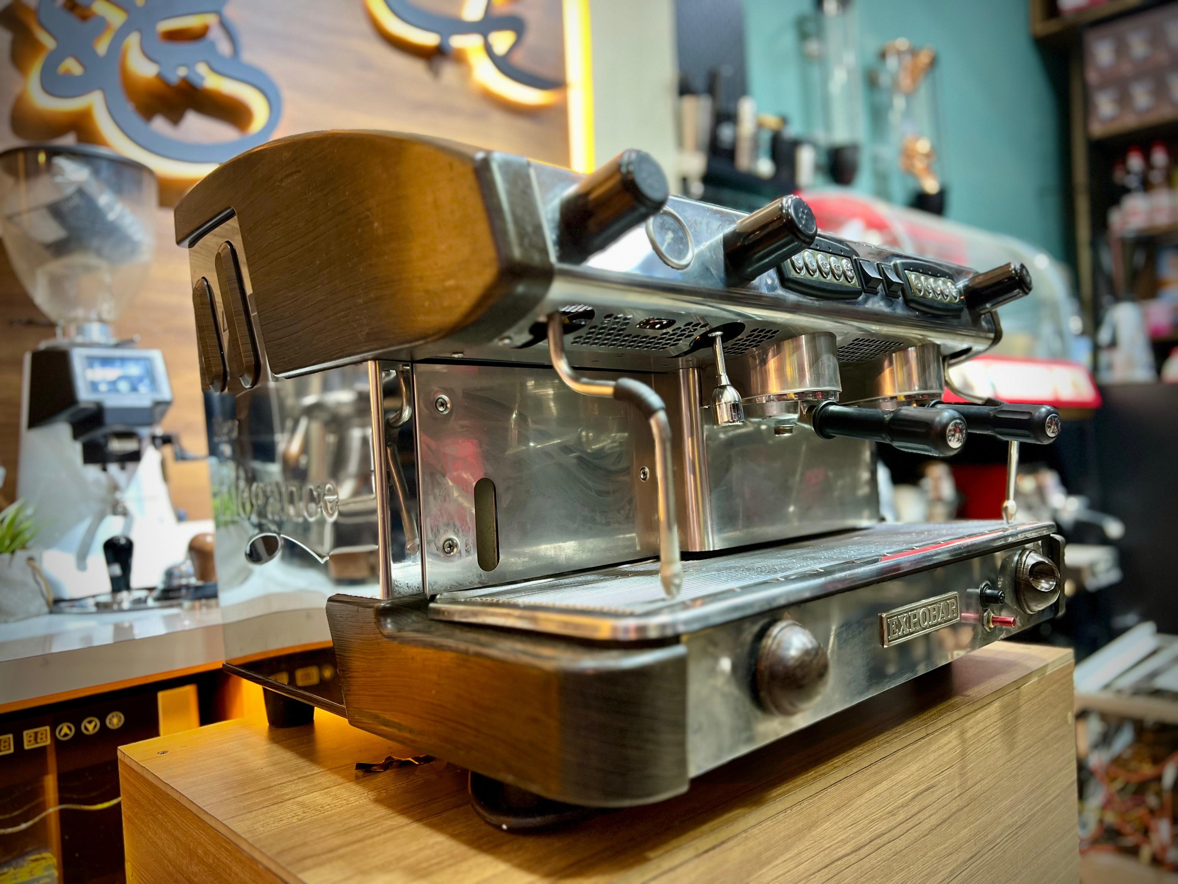 EXPOBAR NEW ELEGANCE 2 GROUPES ( OCCASION )