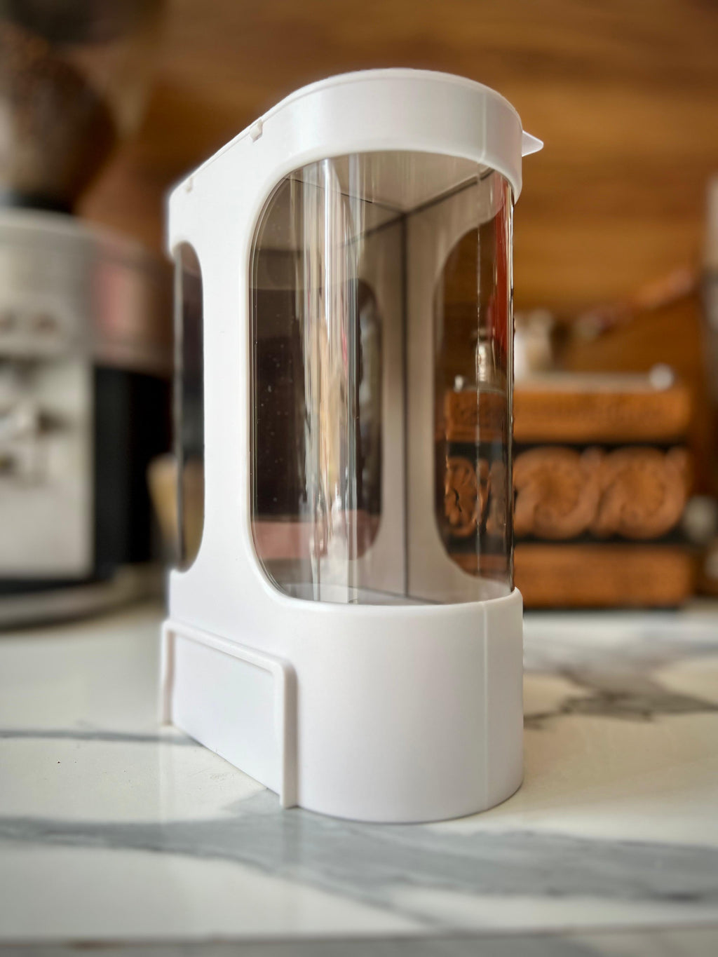 Distributeur de gobelets en papier jetables à fixation murale