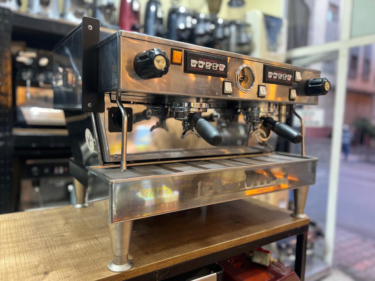 LA MARZOCCO LINEA CLASSIC EE 2 GROUPES ( OCCASION )