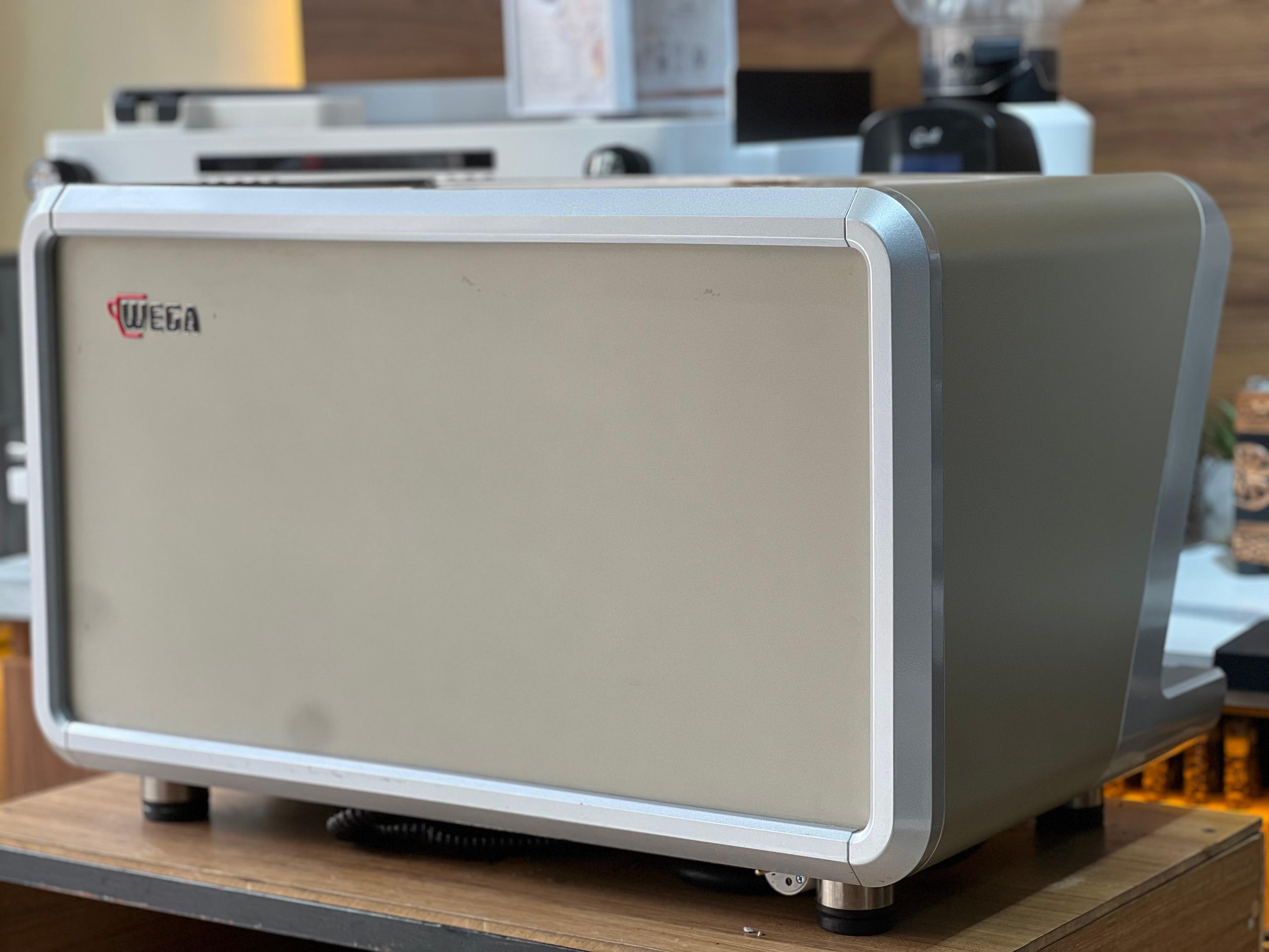 WEGA IO 2 GROUPES ( OCCASION )
