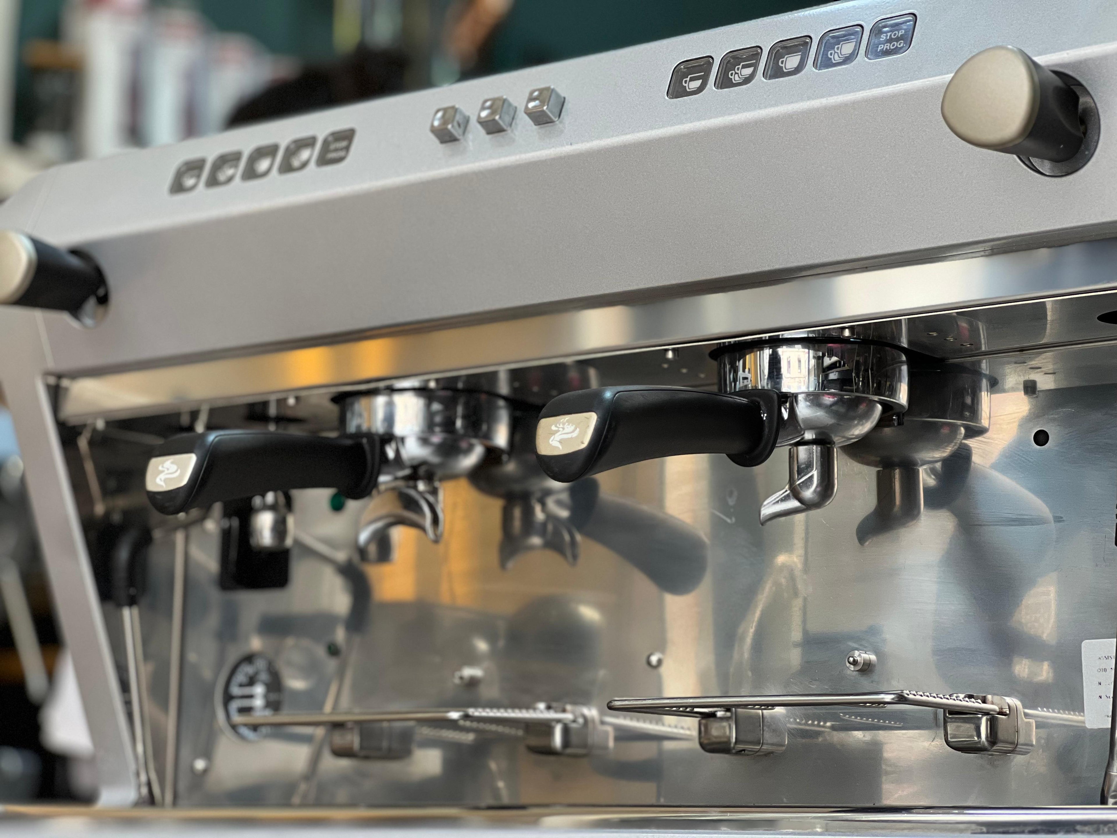WEGA IO 2 GROUPES ( OCCASION )