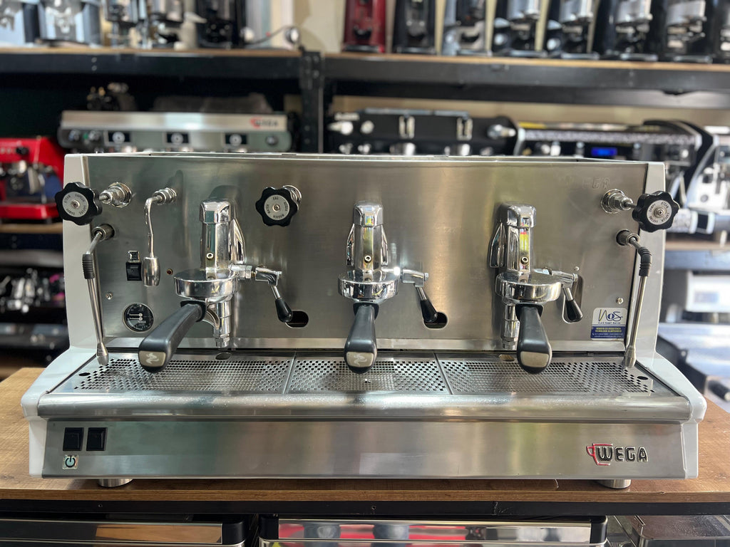 WEGA VELA VINTAGE LEVIER SEMI-AUTO 3 GROUPES (OCCASION)